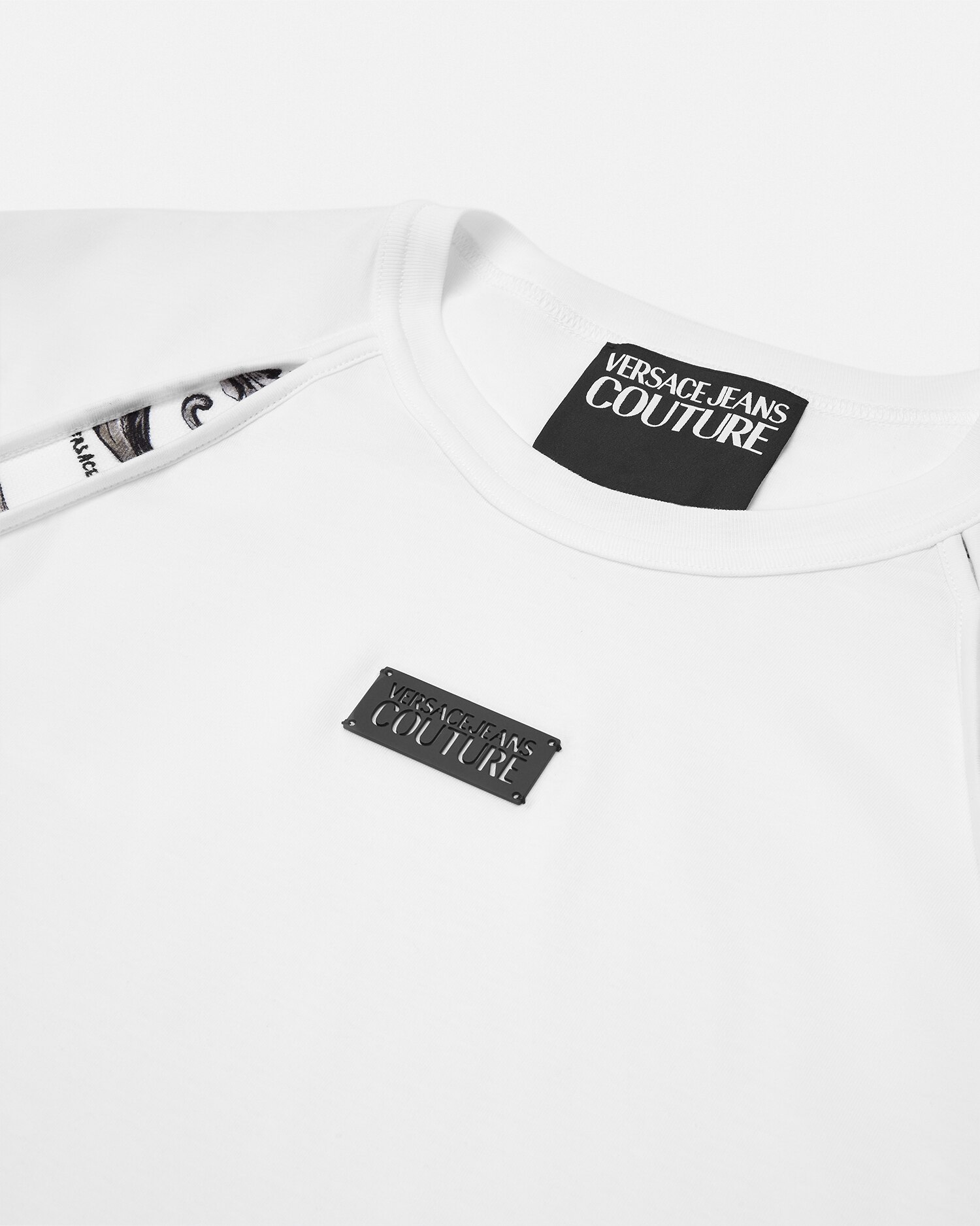 ヴェルサーチェ☆バロッコプリント クロップドTシャツ Versace Jeans Couture バロッコプリント Tシャツ | ブラック