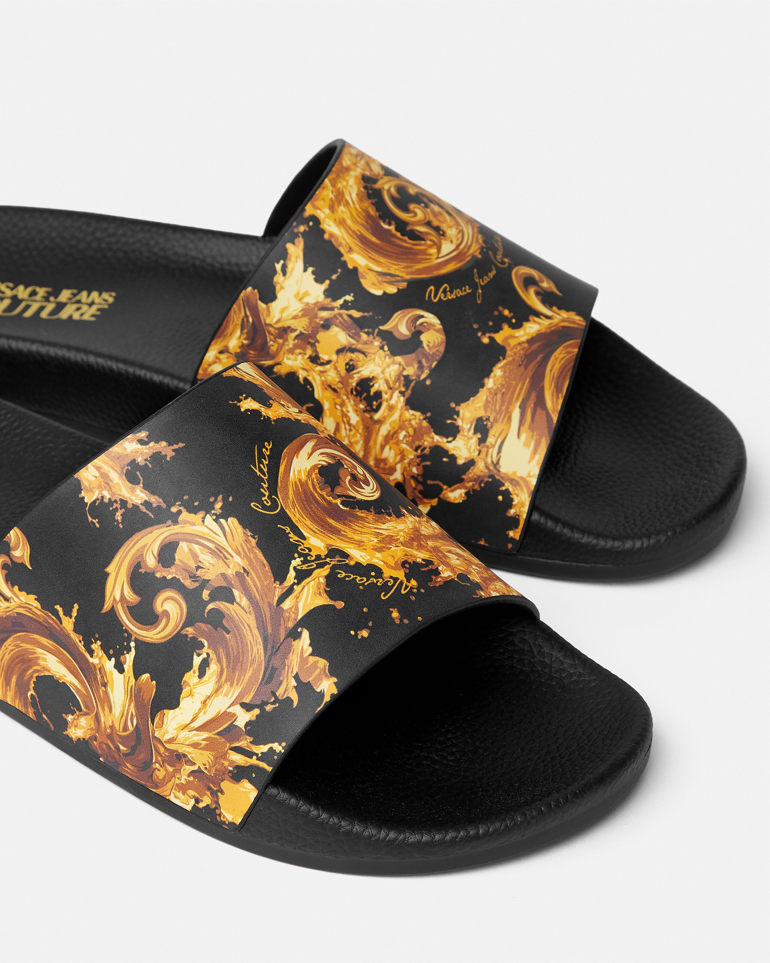 プリント ラバー スライダーサンダル ブラック,ゴールド | VERSACE JP
