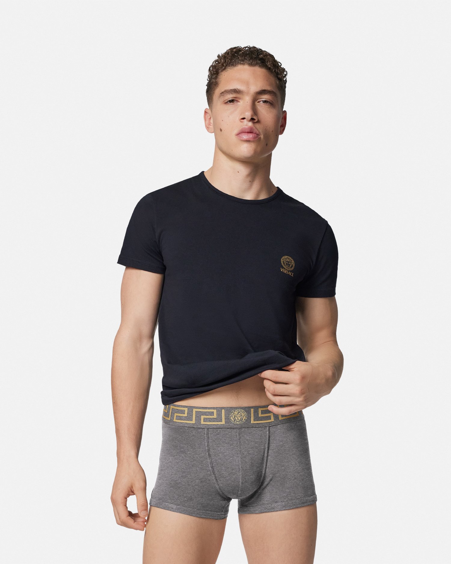 新品タグ付☆ヴェルサーチ　トランクス　ボクサー ブリーフ メデューサ　未使用 VERSACE ヴェルサーチェ ボクサーパンツ 父の日 プレゼント 2枚