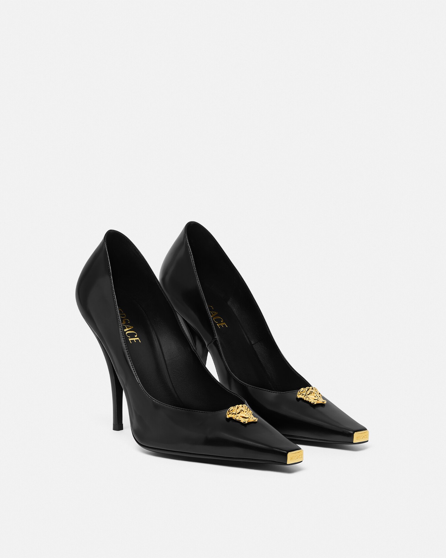 関税送料込◆VERSACE◆メデューサ ビジュー エナメル パンプス VERSACE(ヴェルサーチ) メデューサパンプス ブラック サイズ 37