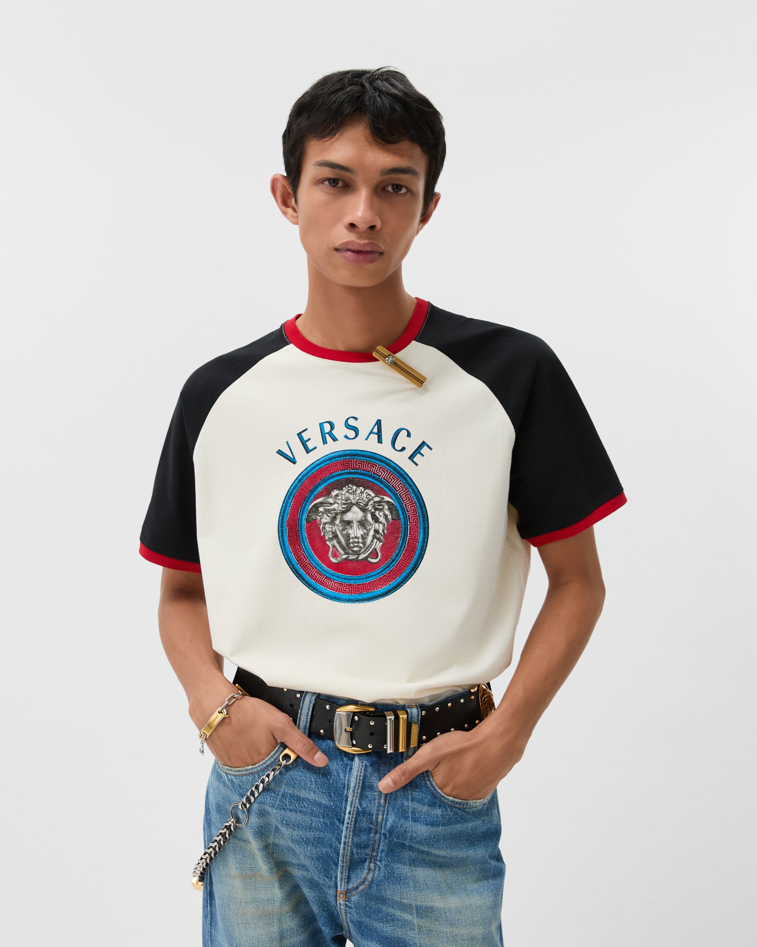 メンズ デザイナー ポロシャツ & Tシャツ | ヴェルサーチェ 日本