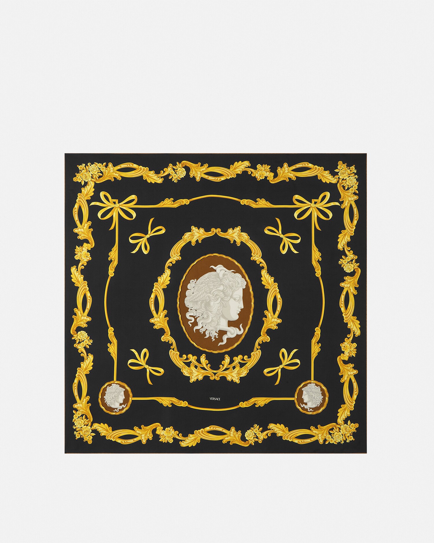 【Versace】Cameo シルクスカーフ Versace Cameo Silk Scarf – David Lawrence