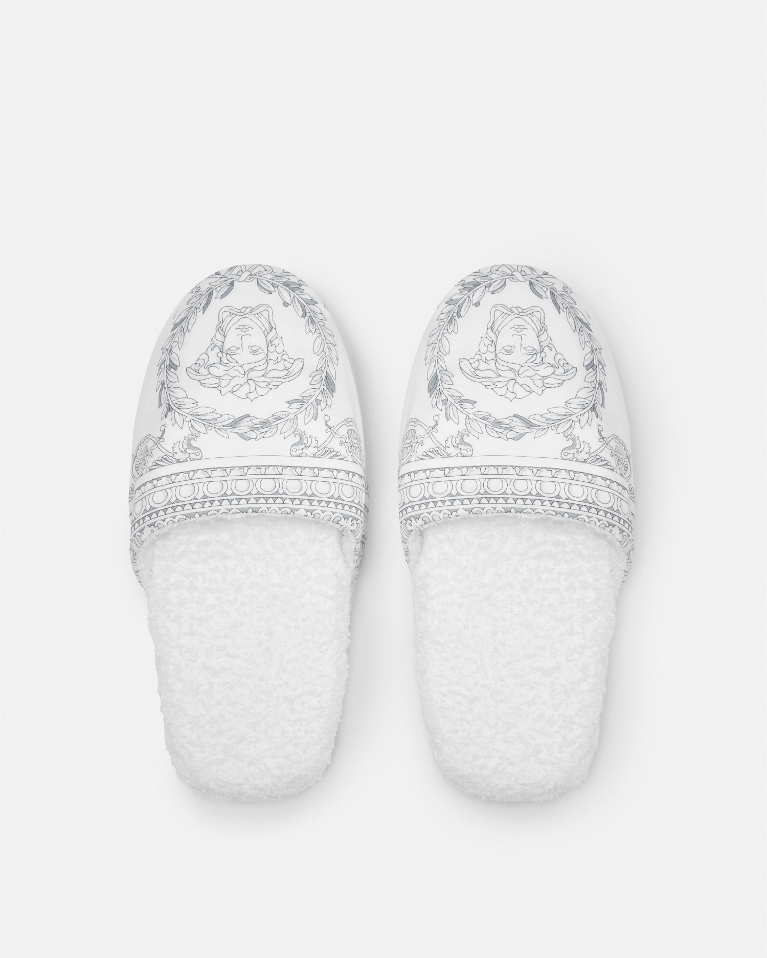 関税送料込♡Versace テリーとルレックスのバススリッパ I ♡ バロック スリッパ ブラック | VERSACE JP