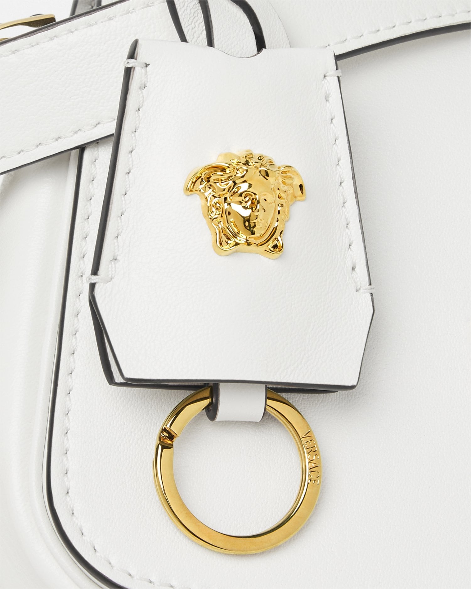 ヴェルサーチェ タグ ナッパ ミニバッグ ホワイト | VERSACE JP