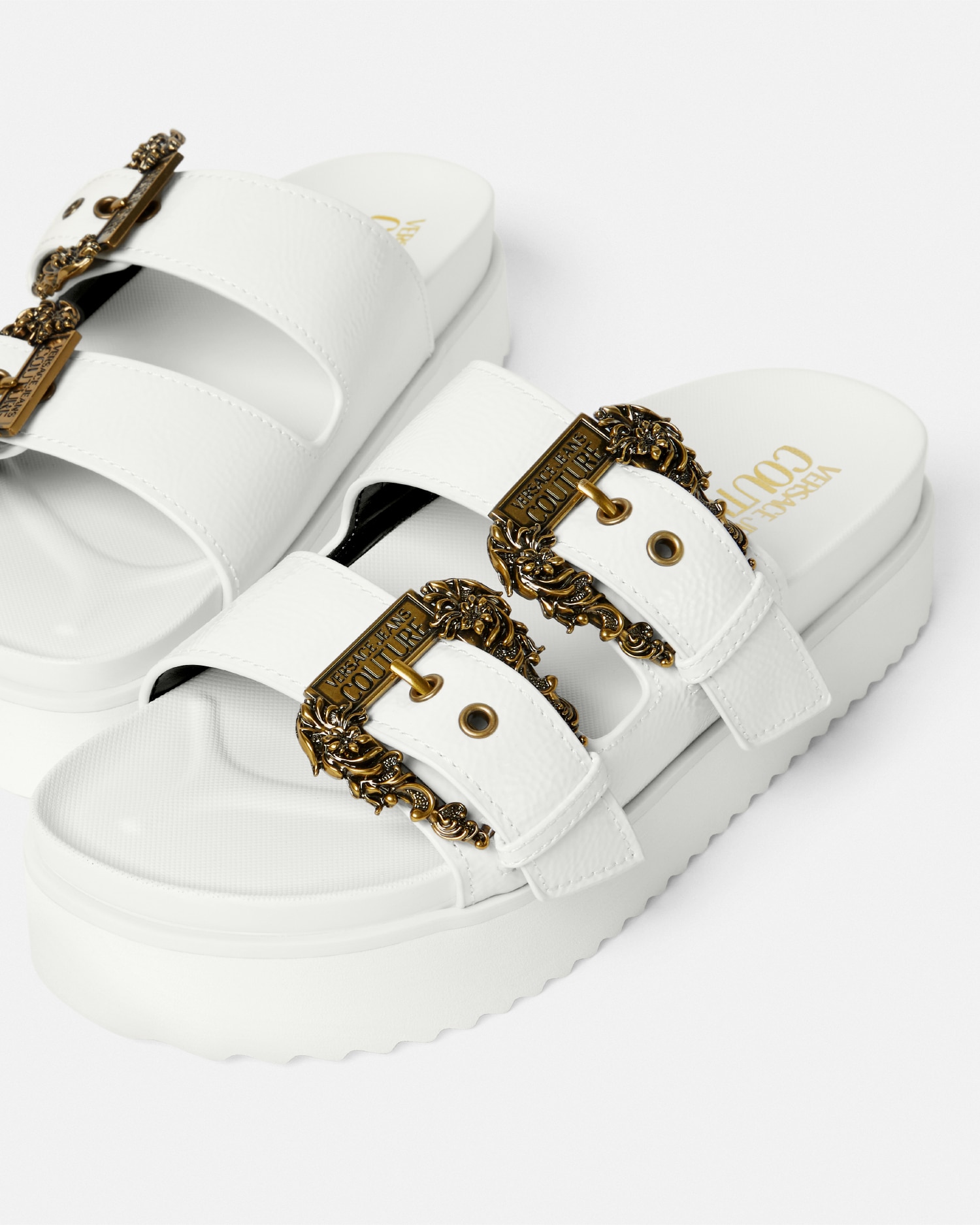 ★VERSACE★バロックバックル アリゾナ サンダル バロック バックル アリゾナ サンダル | VERSACE JP