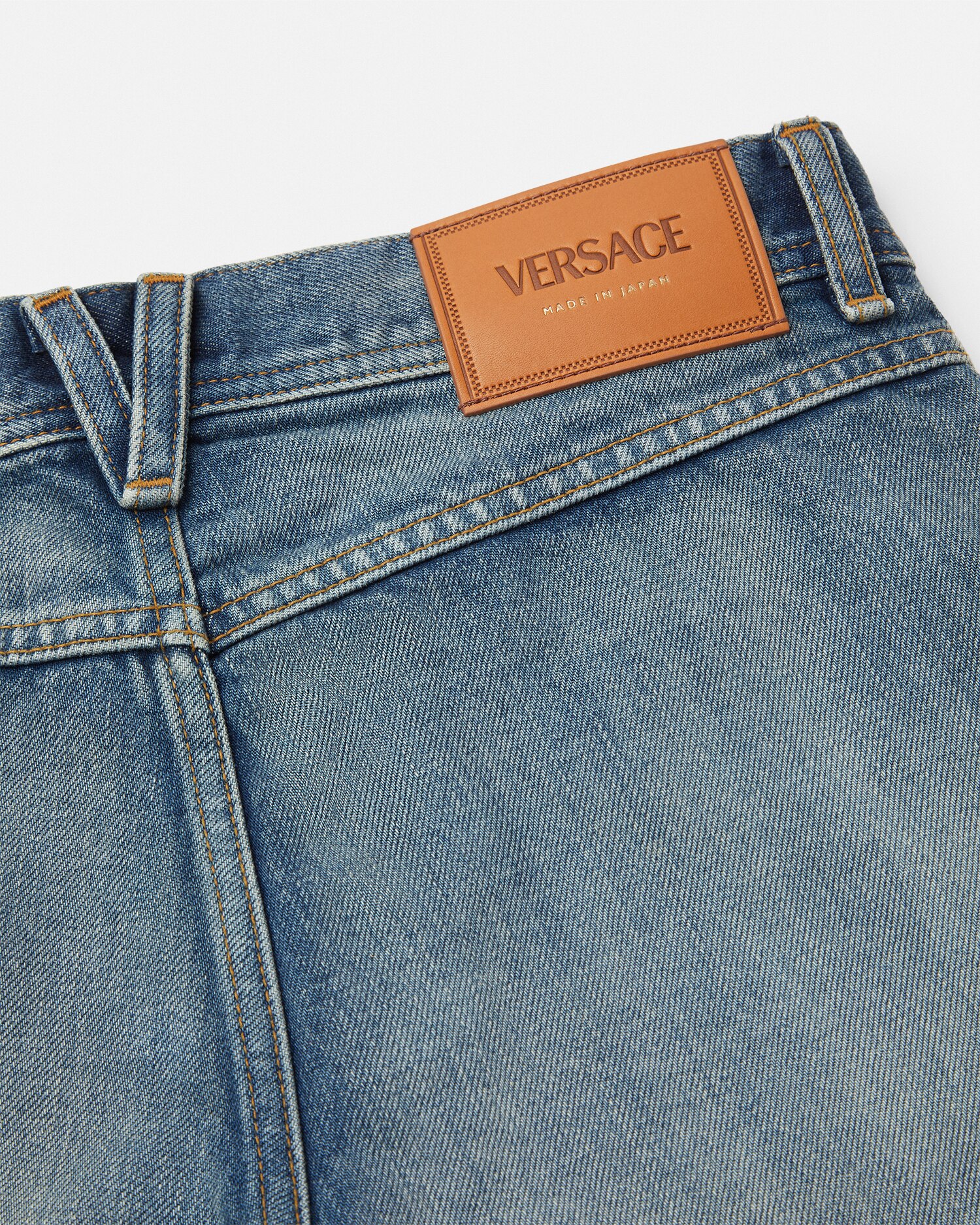 商品画像：楽天市場】ヴェルサーチ ジーンズ クチュール VERSACE JEANS 4