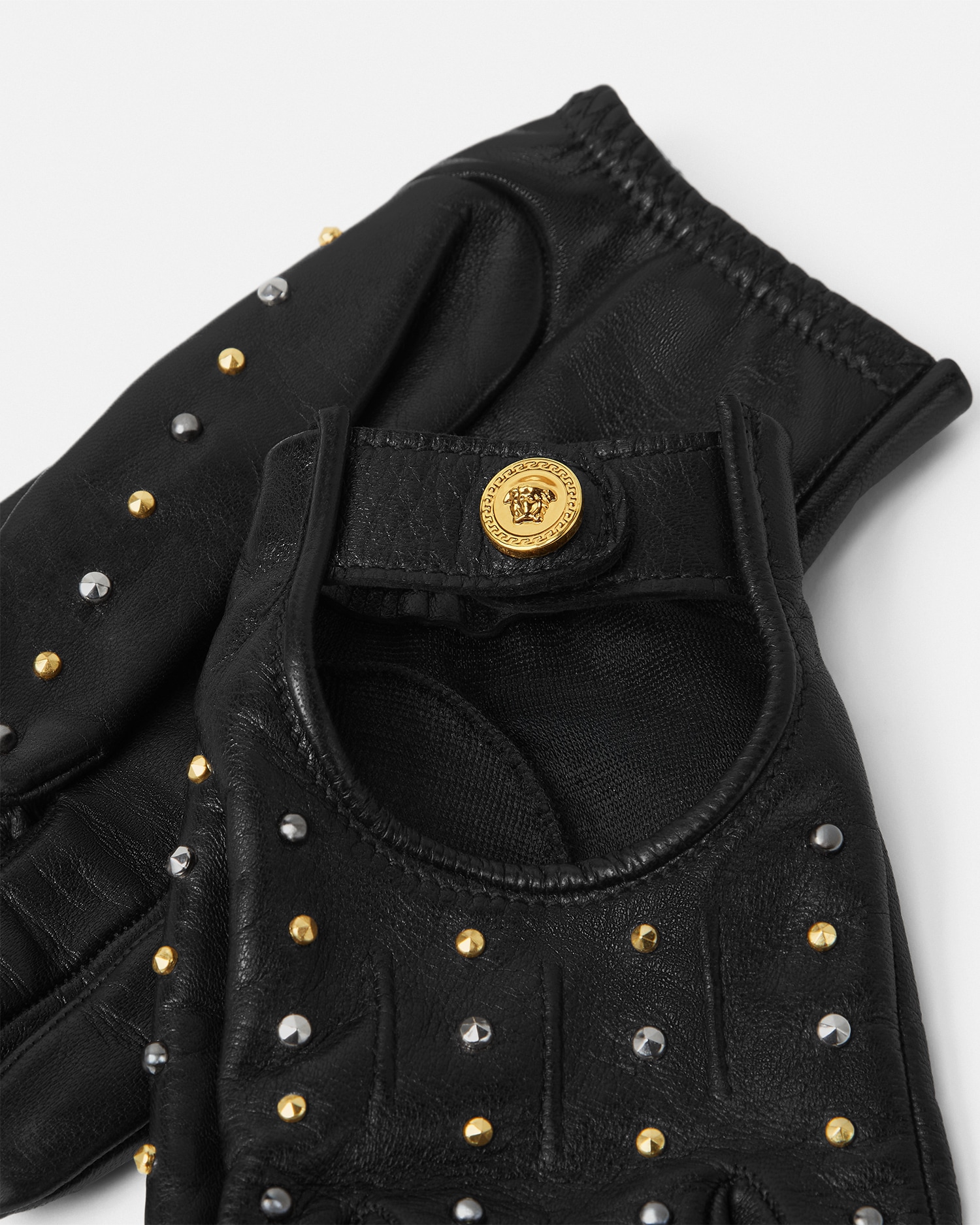 VERSACE 手袋 VERSACE(ヴェルサーチェ) 手袋(レディース) - 海外通販のBUYMA