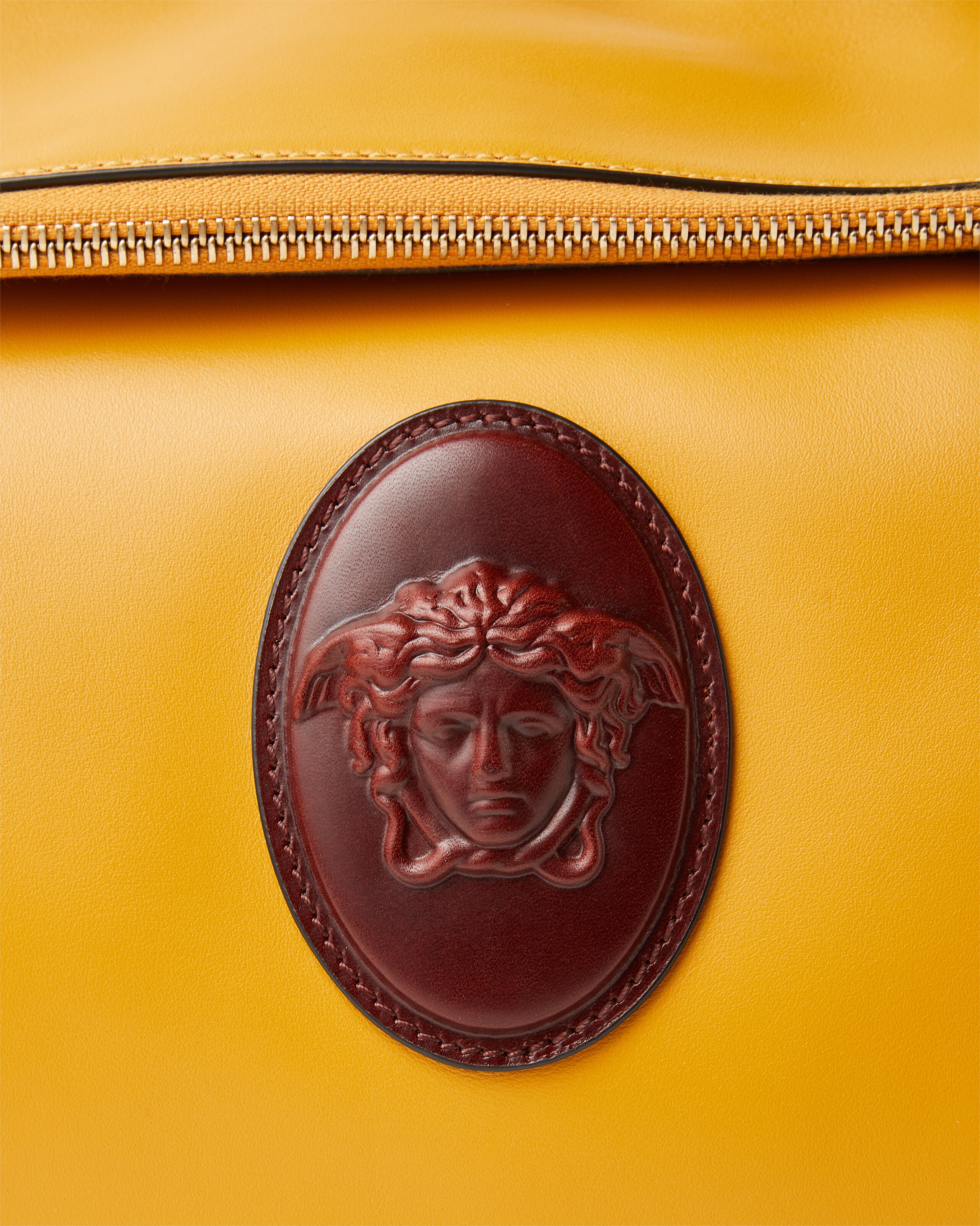 ルー ナッパ ショルダー バッグ イエロー | VERSACE JP