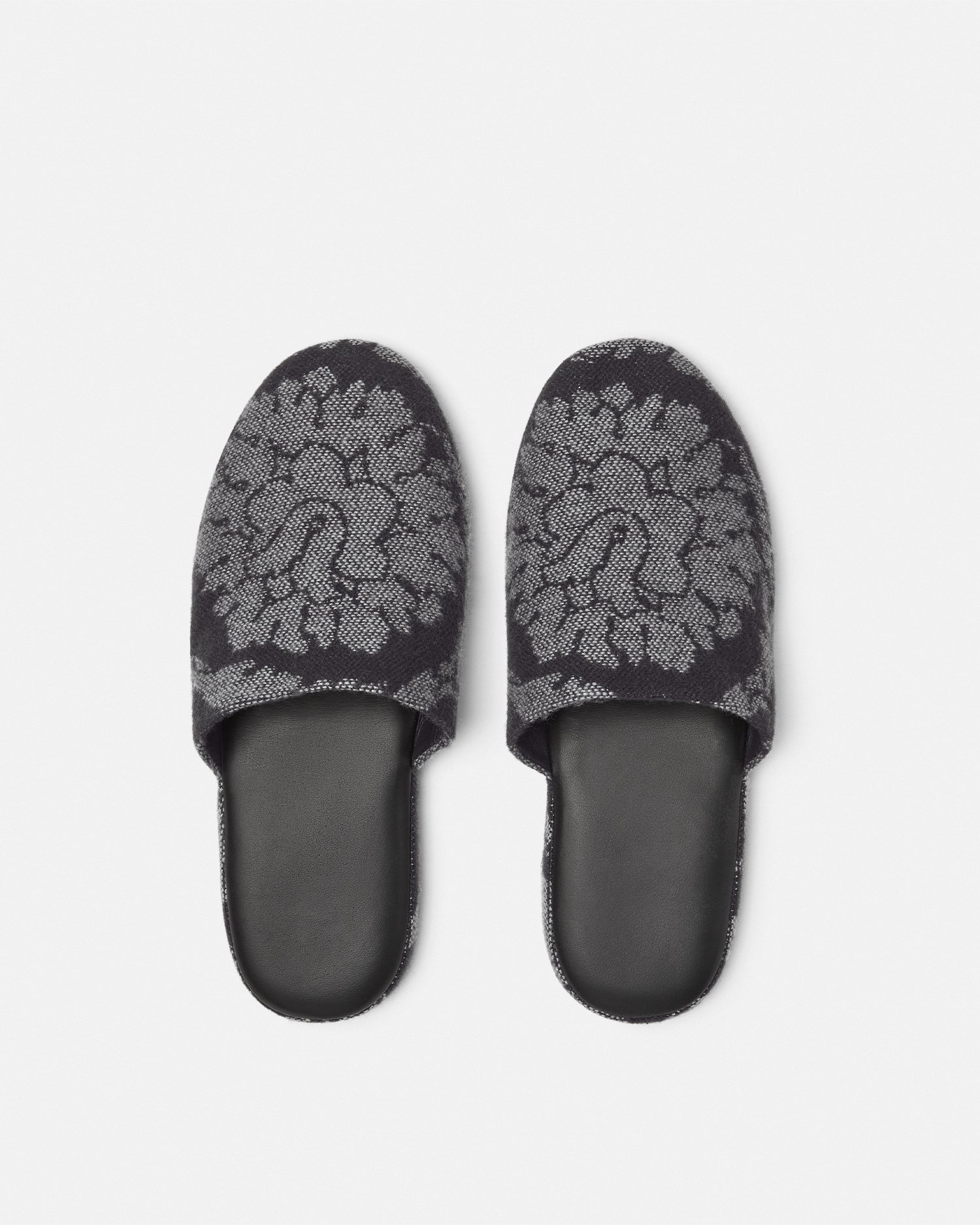 VERSACE バロッコ プリント スリッパ【関税込】 バロッコ スリッパ プリント | VERSACE JP
