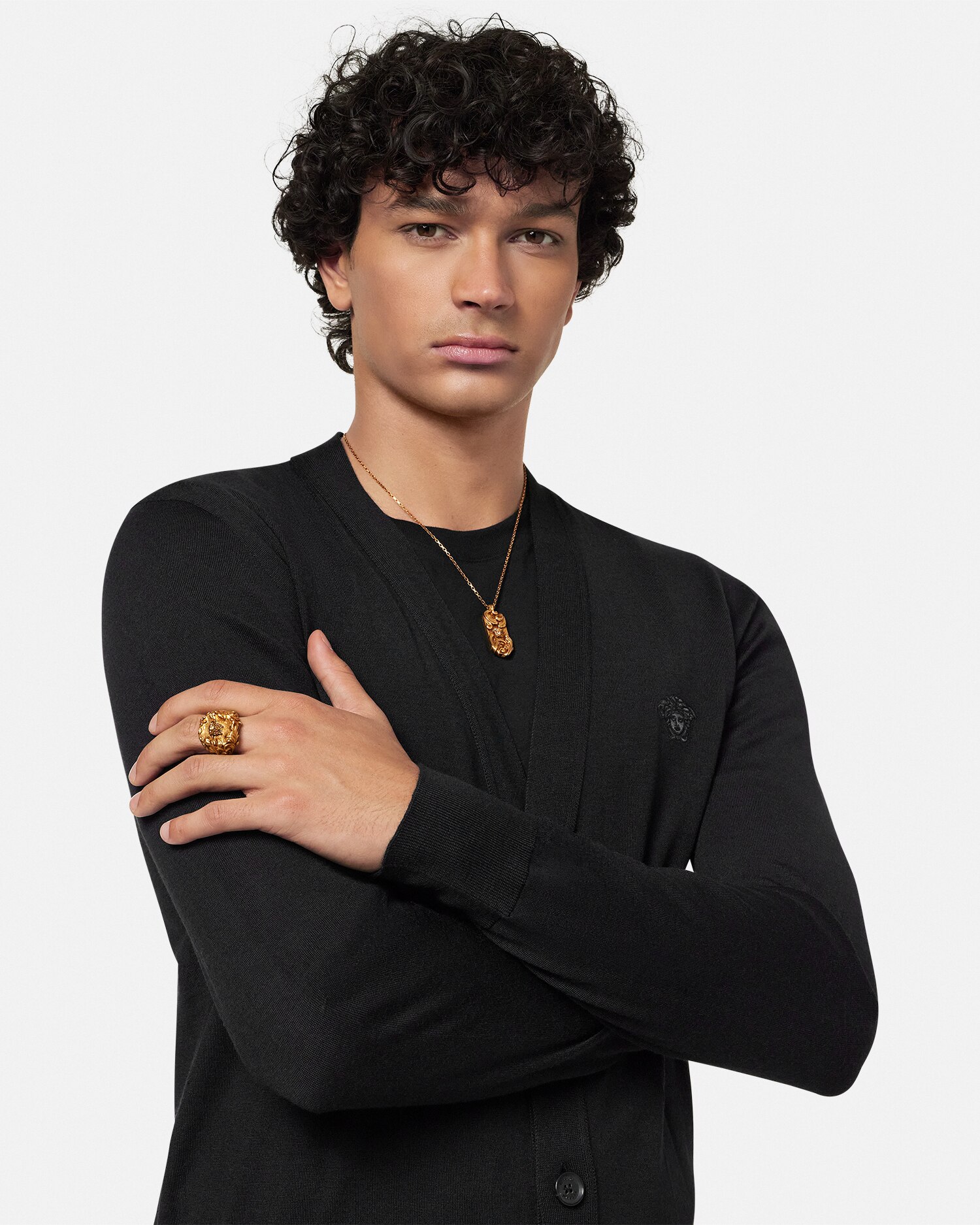 ★ SALE開始!! Versace レザー ネックレス V2025 CHAIN ★ 2025ヴェルサーチェメンズジュエリーセール | ヴェルサーチェ 日本