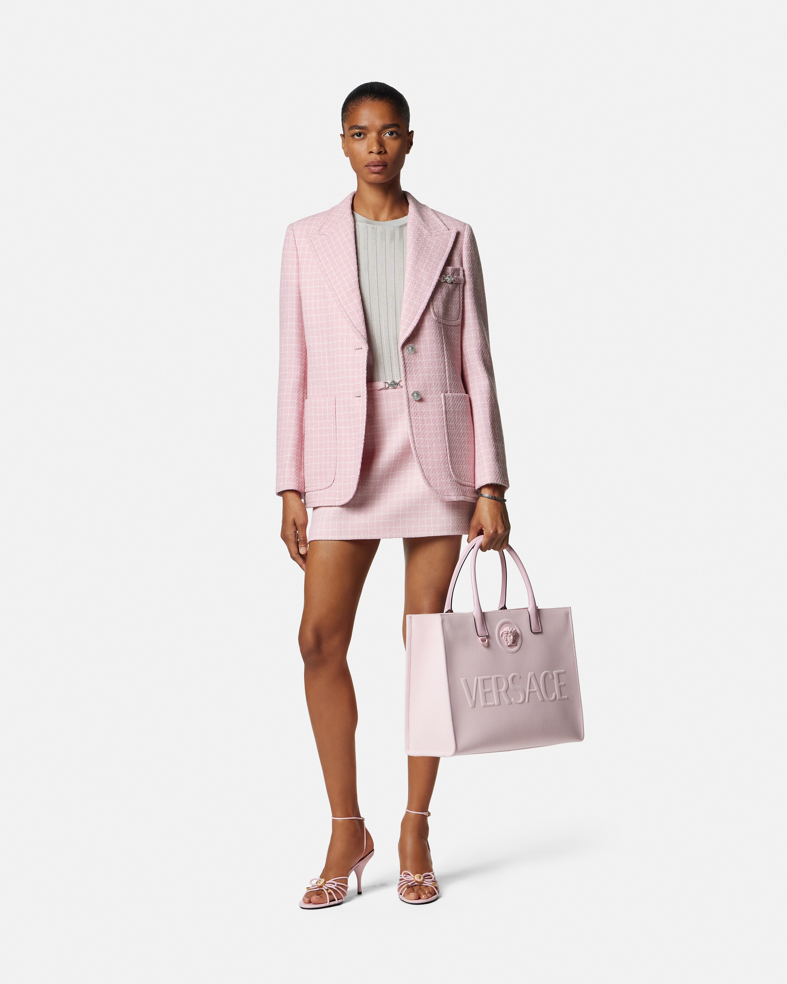 レディー デザイナー スーツ | ヴェルサーチェ 日本