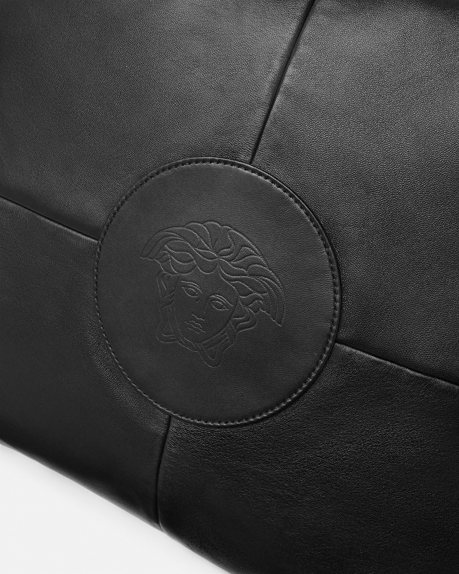 ラージ ショルダー バッグ プロテア ブラック,ゴールド | VERSACE JP