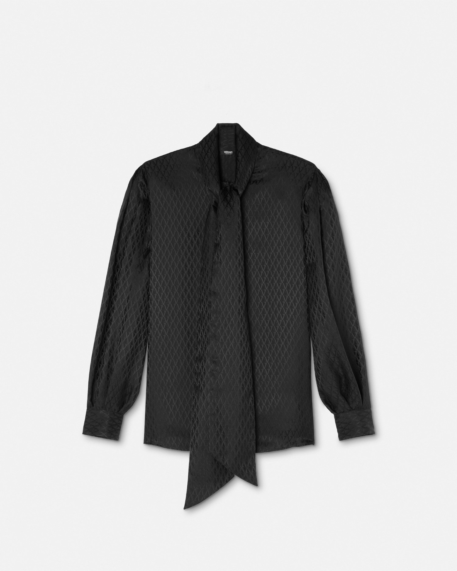 ヴェルサス ヴェルサーチ VERSUS VERSACE 半袖カットソー CLG629 837 527 342 ブラック サイズ：40 楽天市場】【中古】VERSUS VERSACE 半袖カットソー CLG629 837