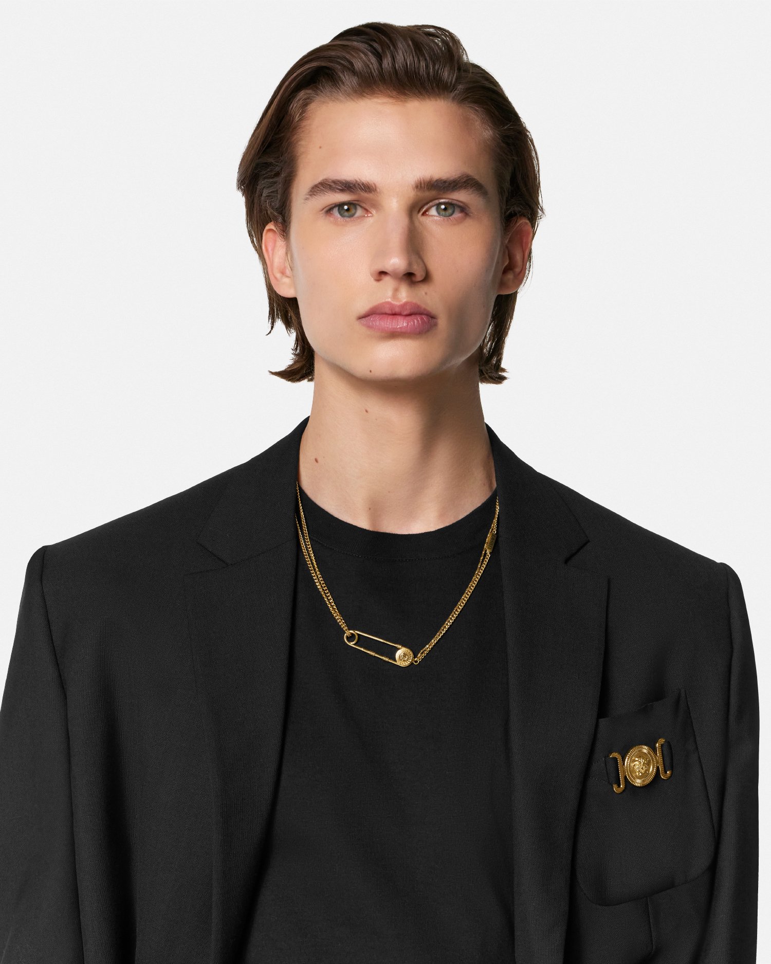 VERSACE ピンクロゴネックレス ネックレス ヴェルサーチェ ロゴ | VERSACE JP