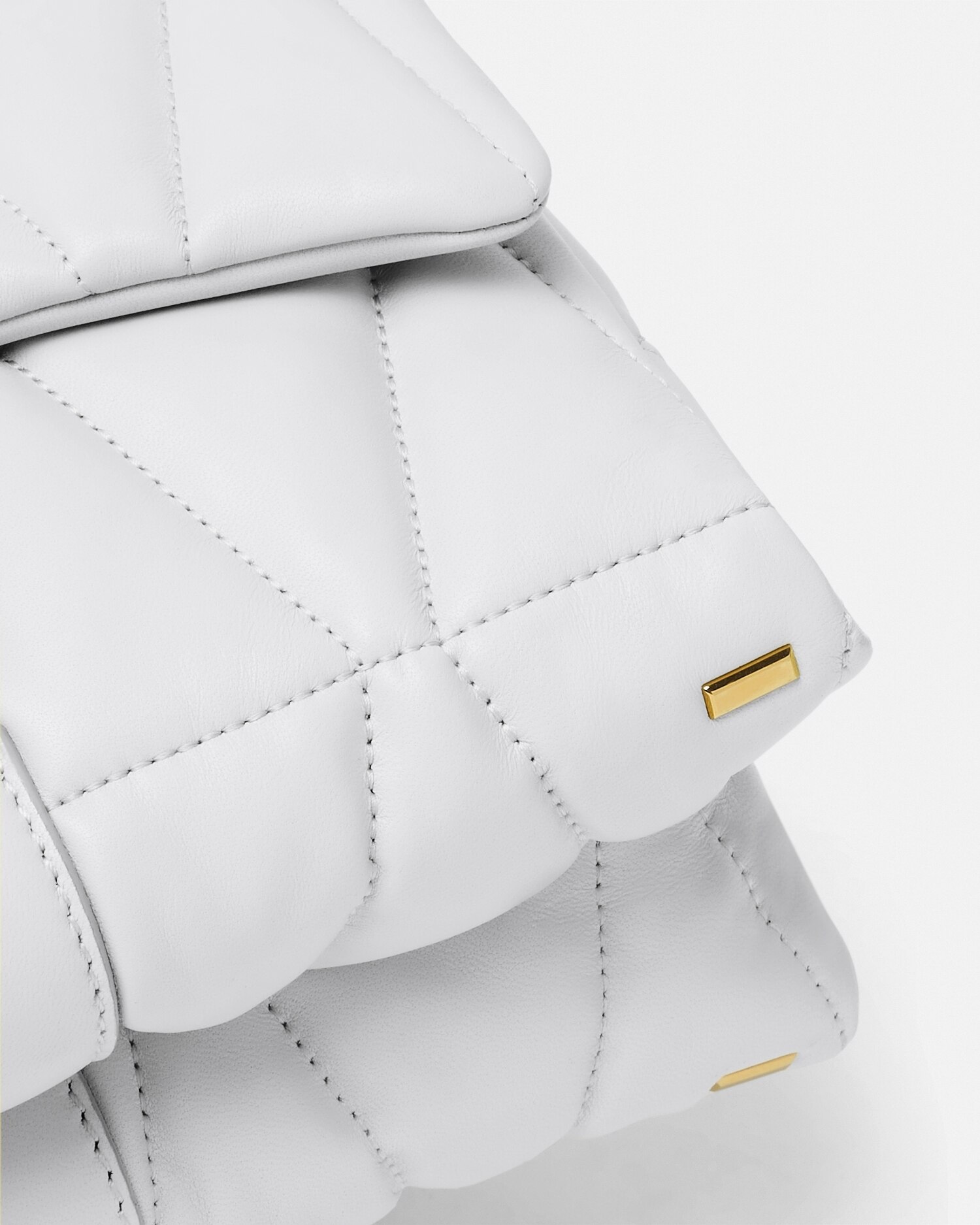 Kleio キルティング ショルダーバッグ ブラック,ゴールド | VERSACE JP