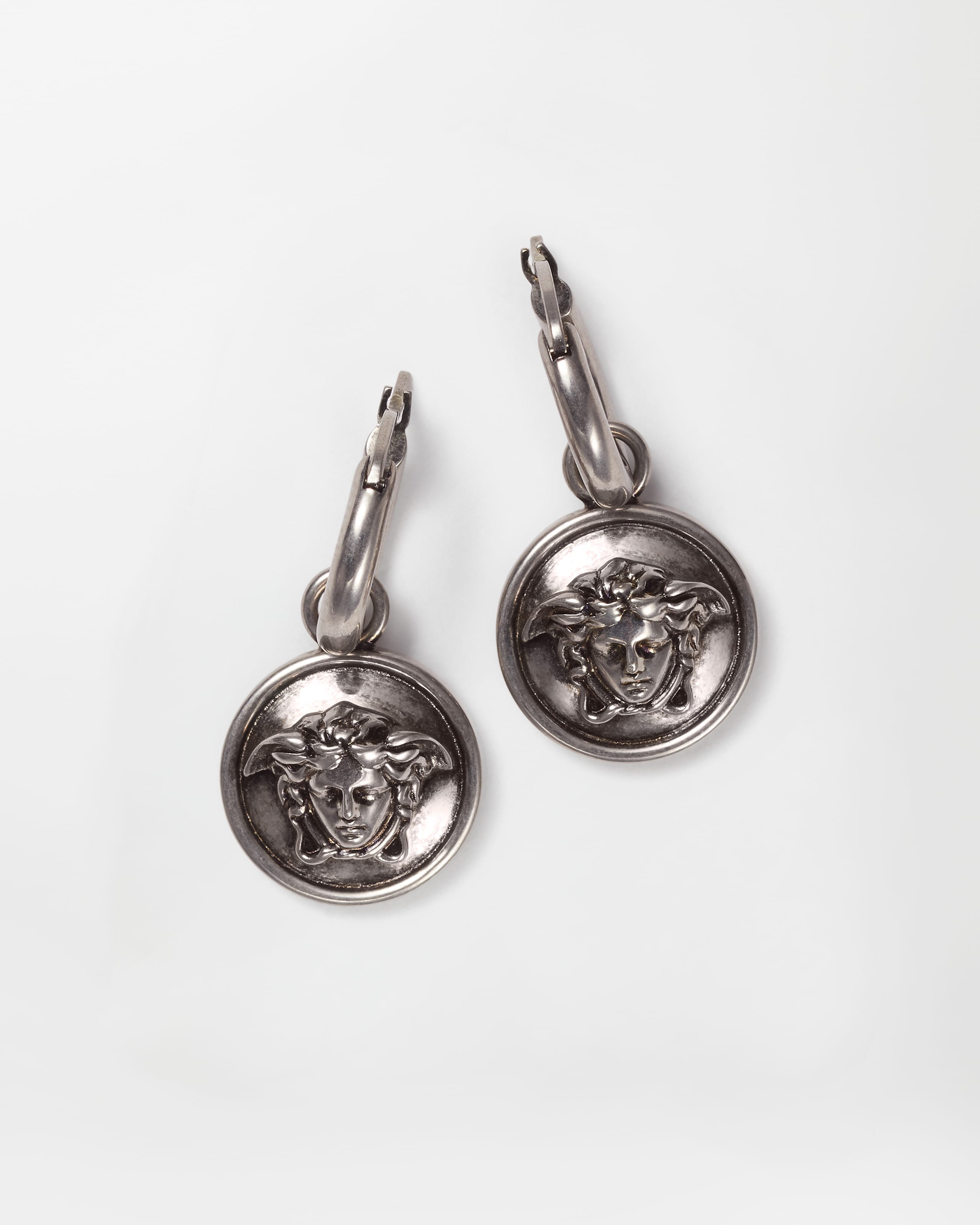 ピアス | ヴェルサーチェ 日本