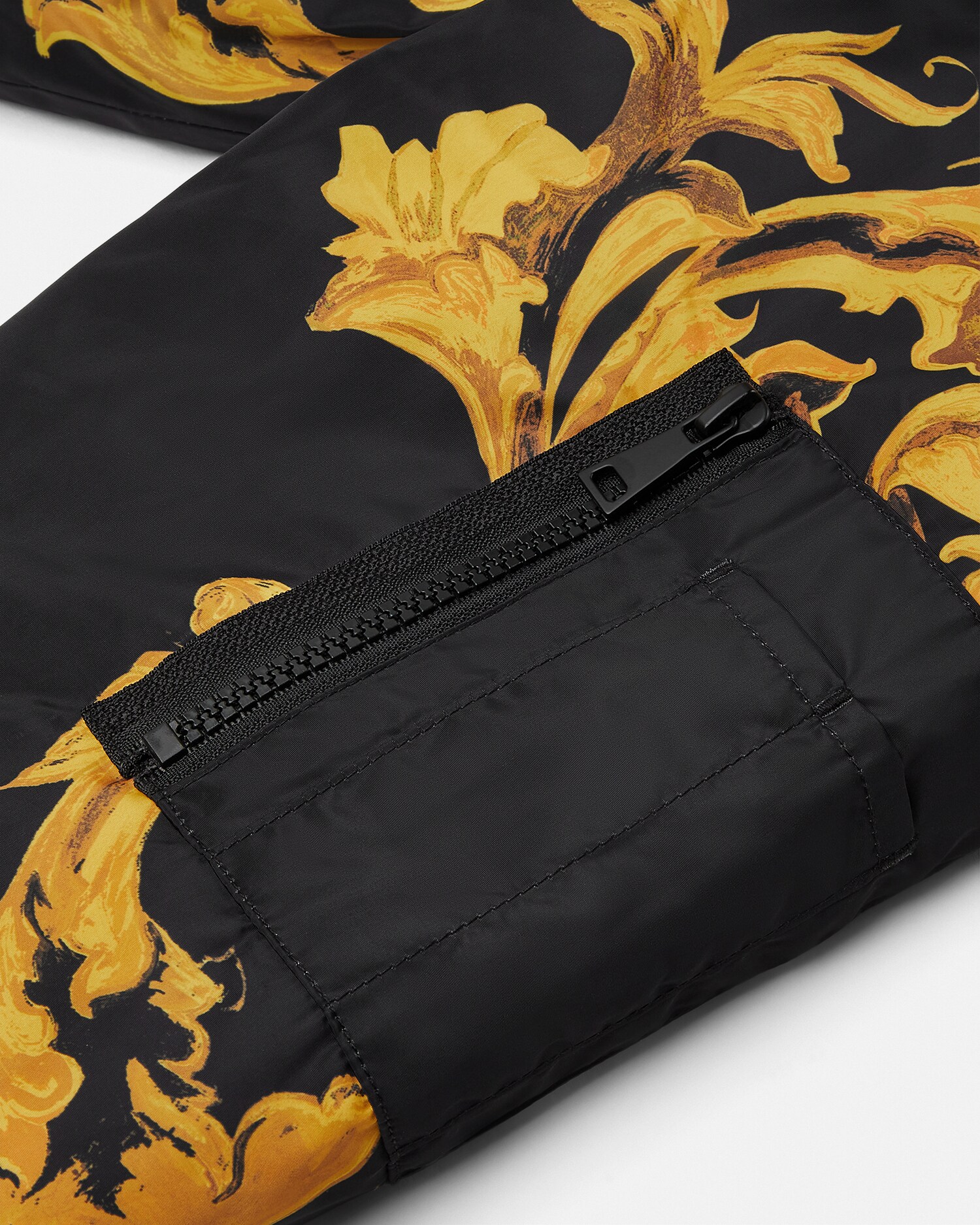 リバーシブル ボンバー ジャケット ポーセリン バロッコ | VERSACE JP